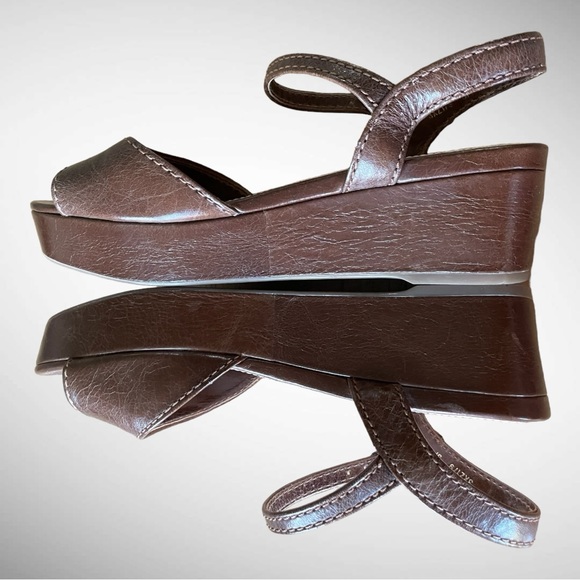 PRADA BROWN WEDGE SANDALS SIZE 37 - Picture 5 of 16